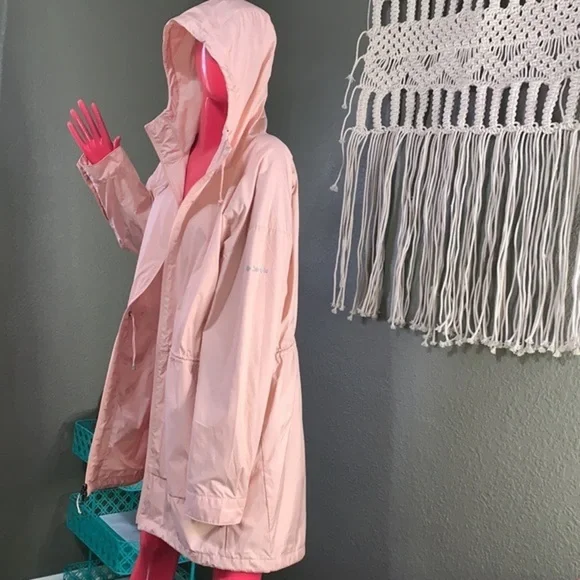 Columbia - Picture 1 of 10